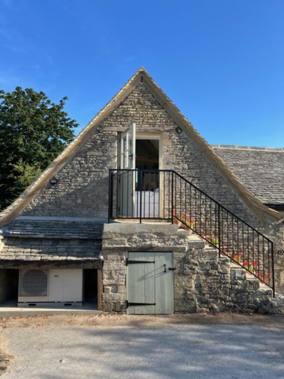 Idyllic Secluded Hideaway With Countryside Views On The Edge Of The Cotswolds Vila Hailey Exterior foto
